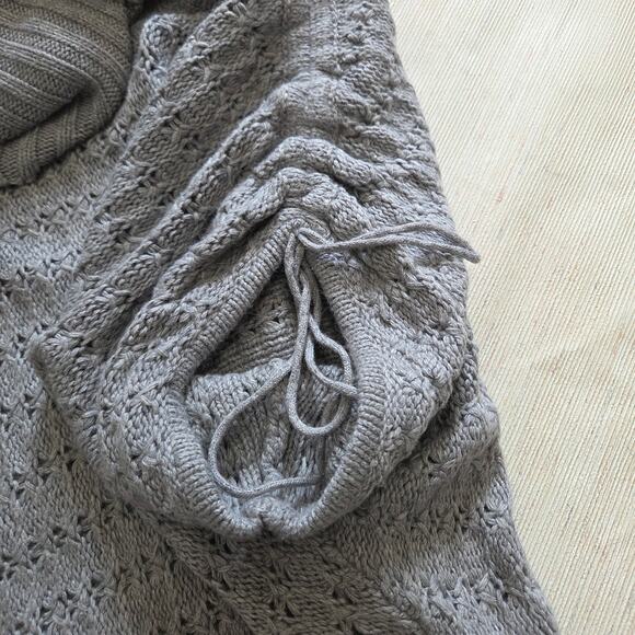 Buffalo by David Bitten Grey Cowl Neck Short Sleeve Sweater Woman's Size Medium - Picture 6 of 7